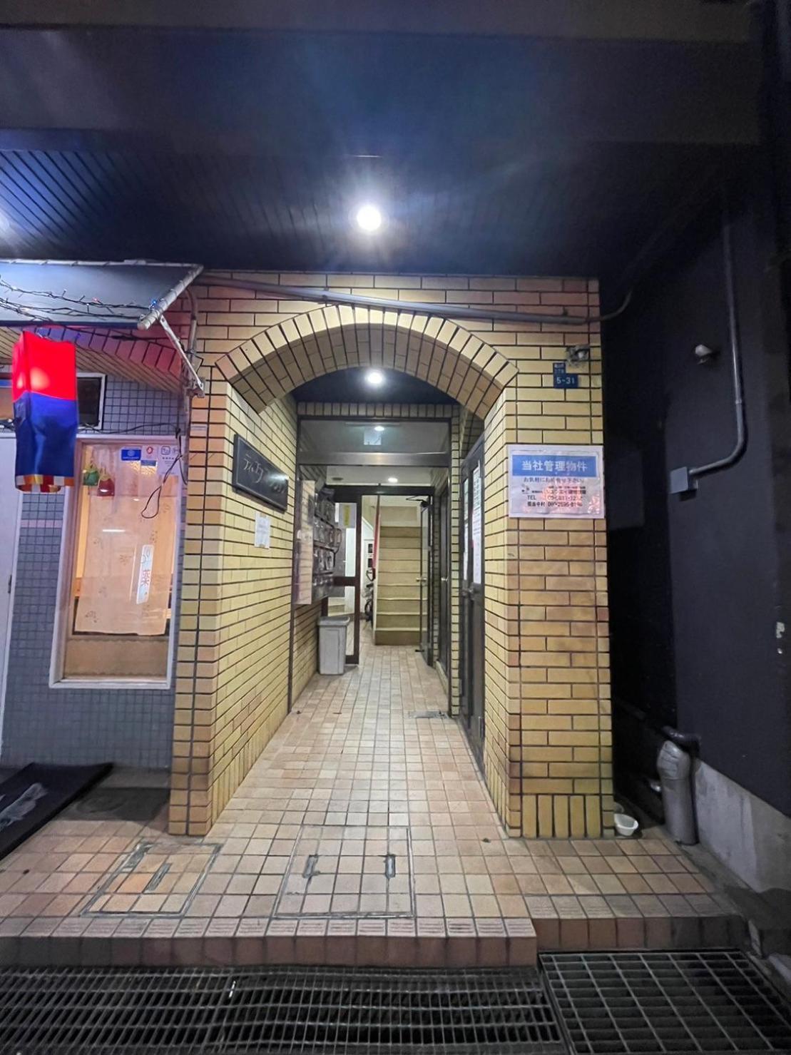 Multi Nipponbashi 25 公寓 *
